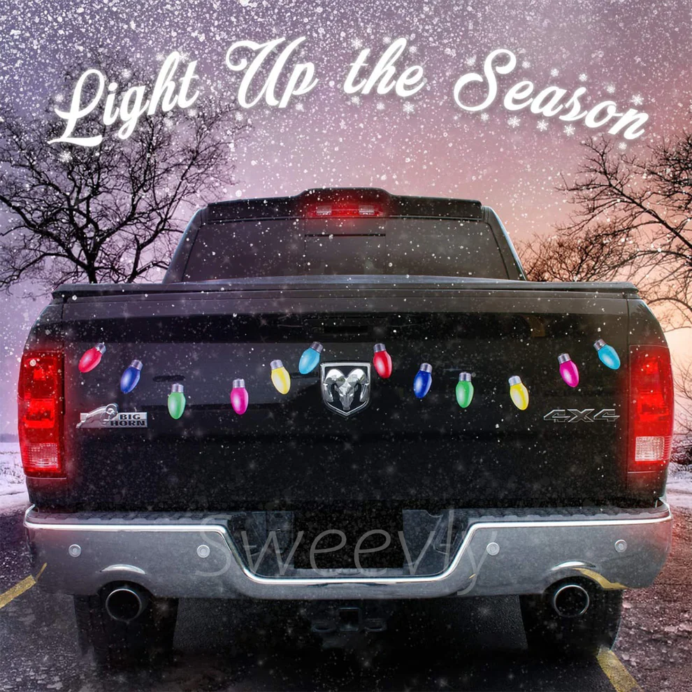 Reflective Light Bulb Magnet Decorations