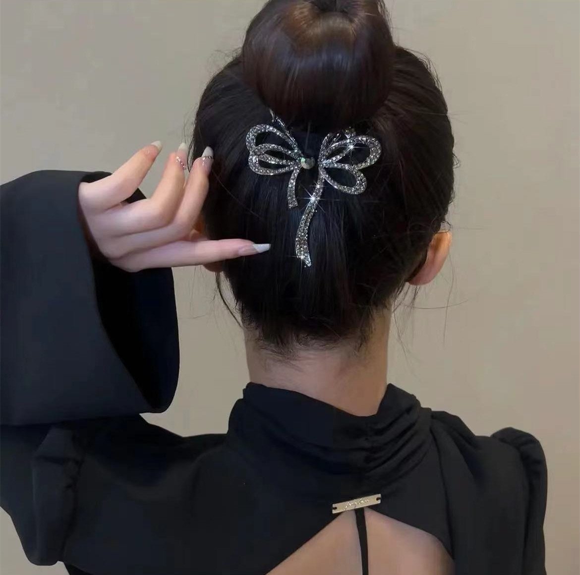 🔥Hot Sale 49% OFF🎀Bow Shiny Hairpin