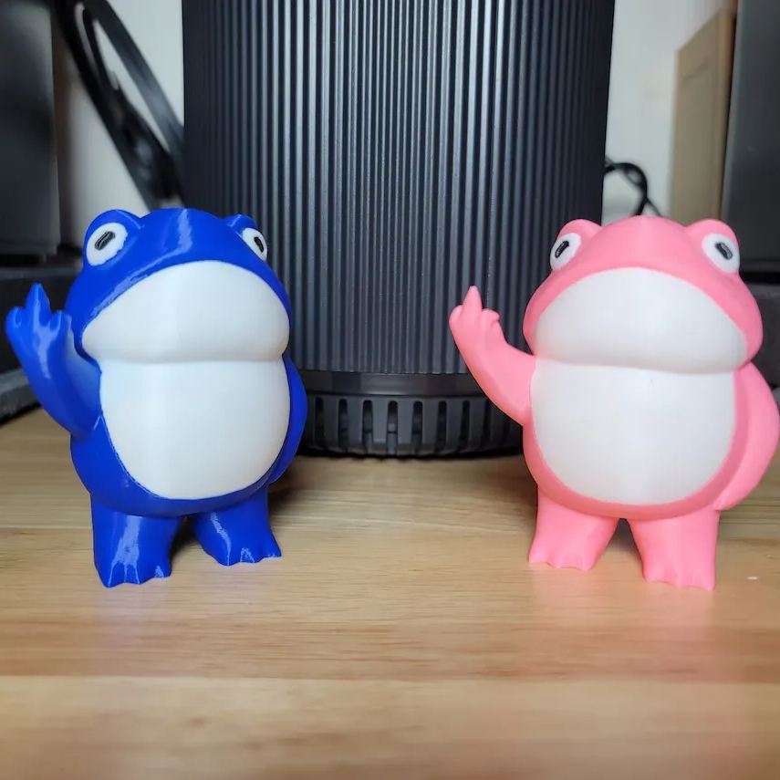 🐸Mr. Rebellious Frog Statue