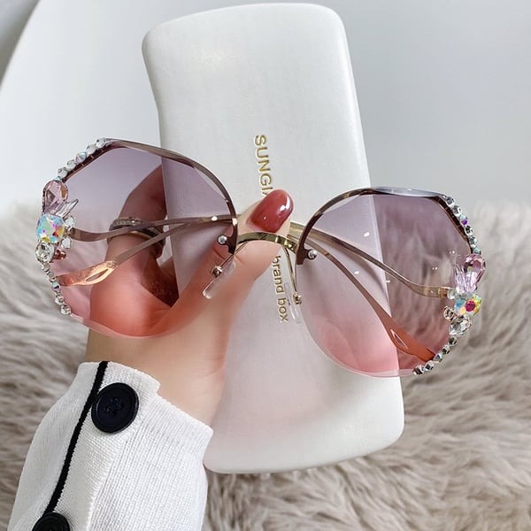 🔥Summer Hot Sale 50% OFF🔥 Woman Rimless Diamond Sunglasses