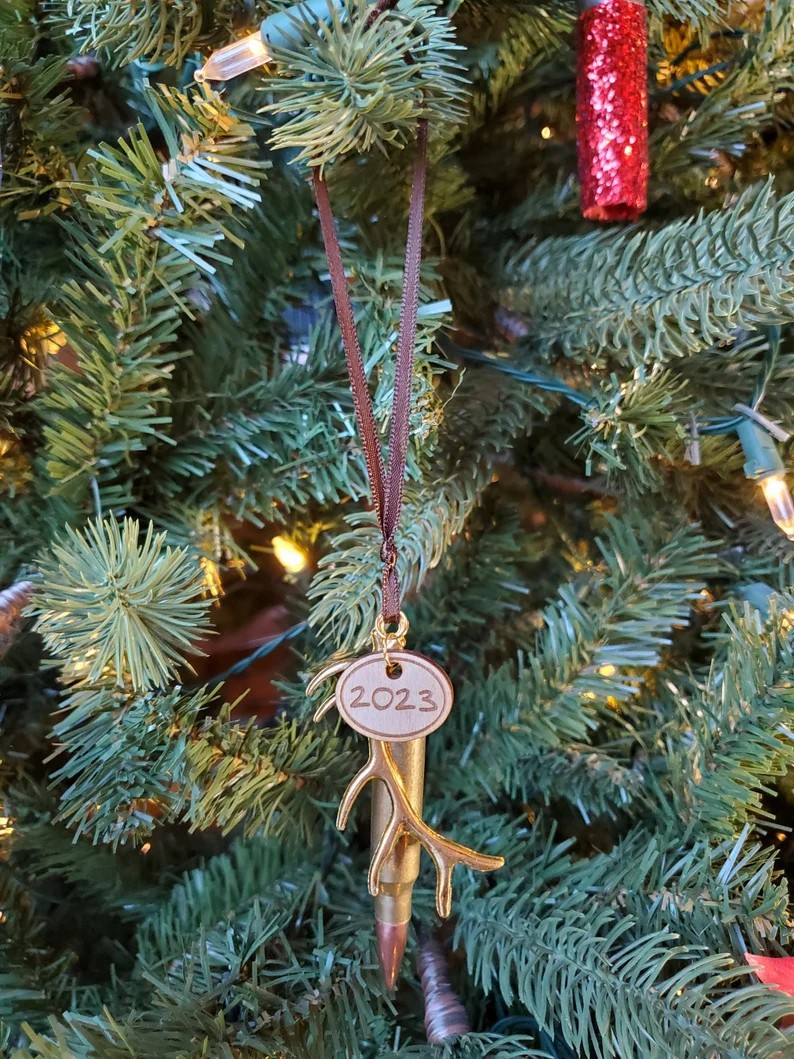 2023 Hunting Christmas Ornament