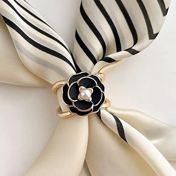 🔥Hot Sale💟 - Camellia Scarf Buckle🌺