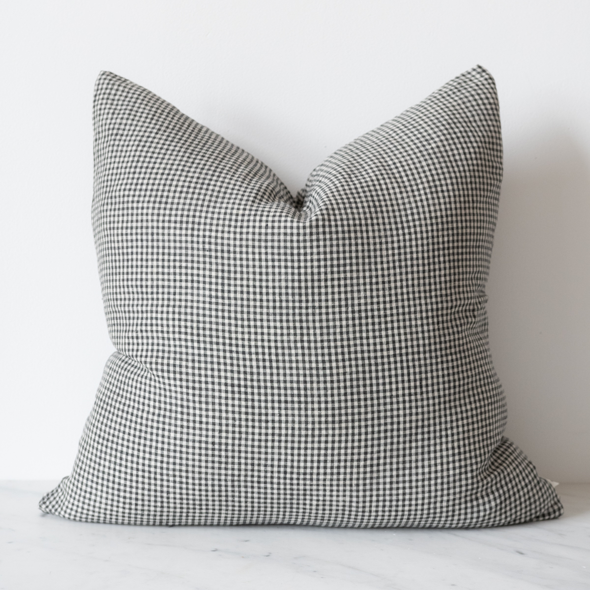 bonnie plaid woven cushion with insert 