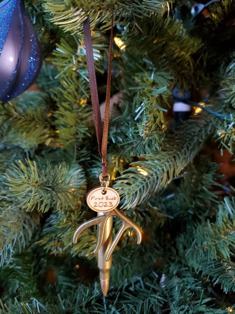 2023 Hunting Christmas Ornament
