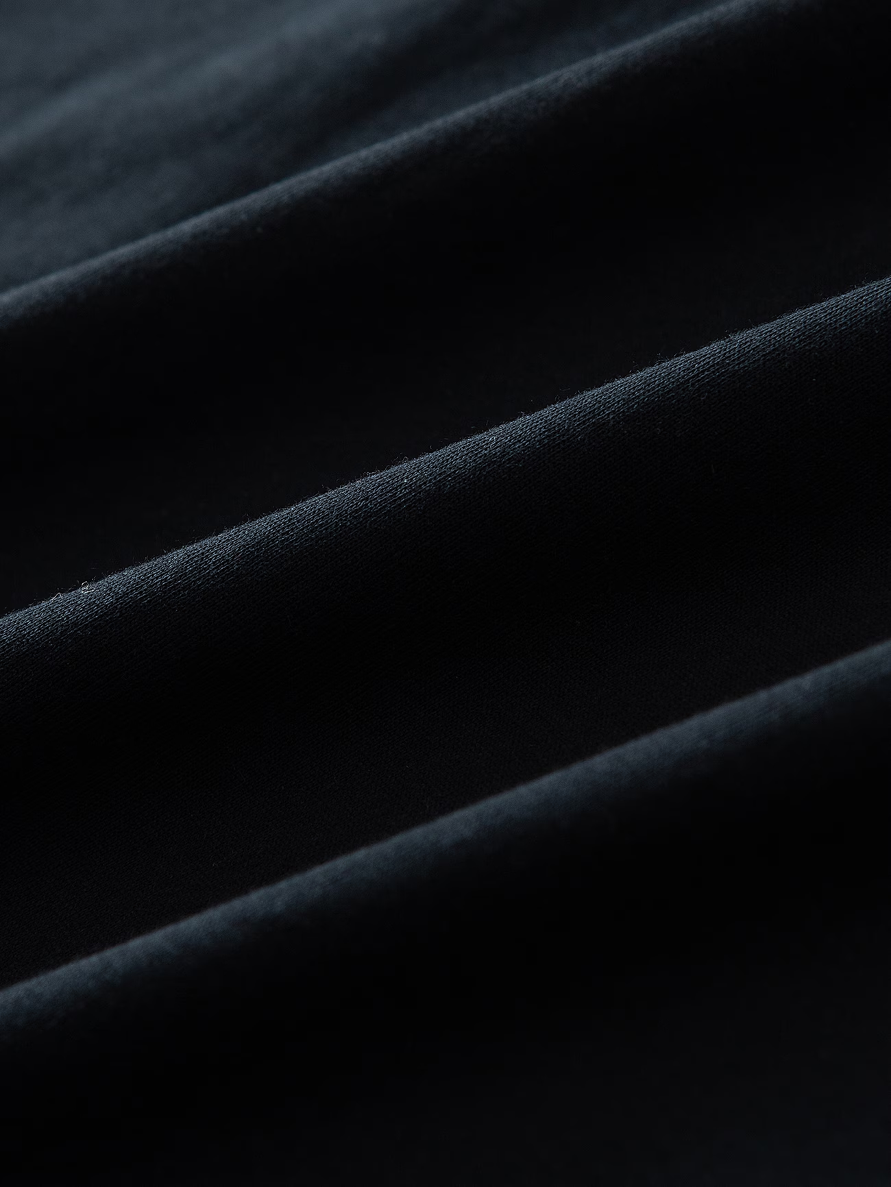 ⭐Heute 50% Rabatt - 🔥Herren T-Shirt aus 100% Baumwolle – Leichtes Slim-Fit Kurzarmshirt mit Rundhalsausschnitt für den Sommer