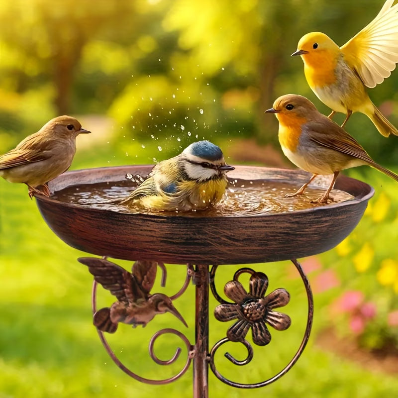 Handgefertigtes Vogelbad aus Kupfer