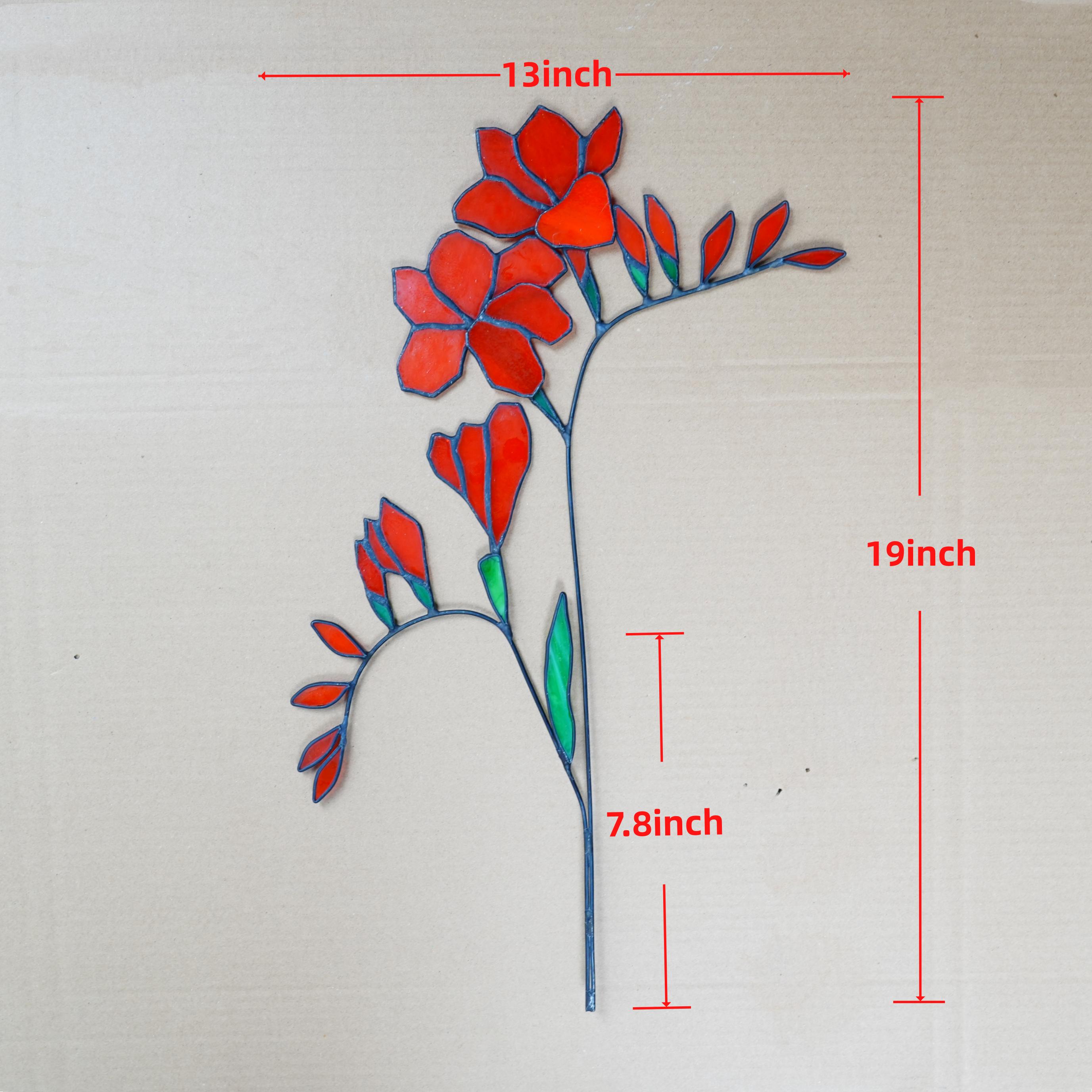 Décoration florale en vitrail freesias, idéale pour intérieur chaleureux