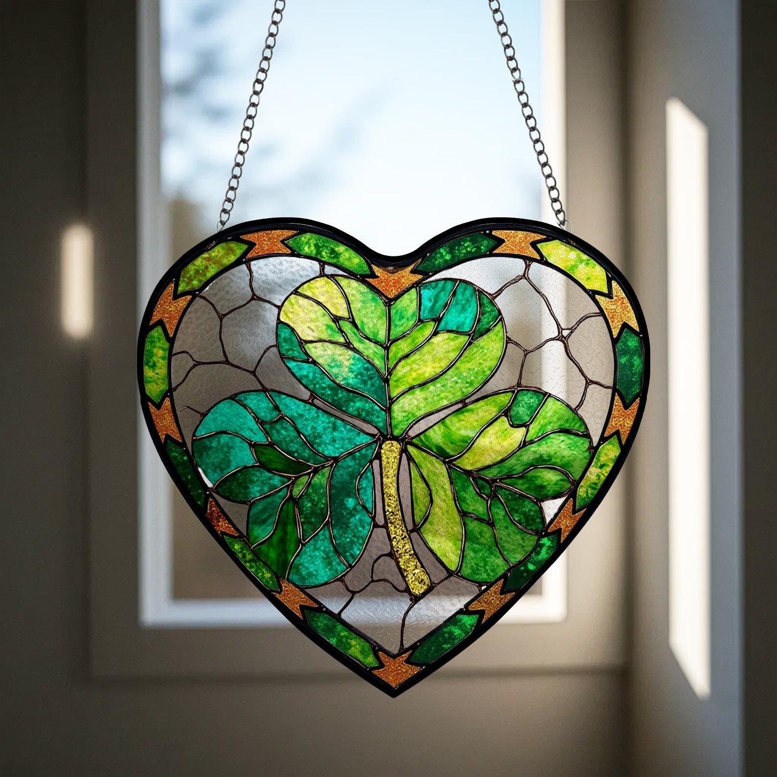Attrape-soleil en forme de cœur avec trèfle, une décoration lumineuse pour les jardins et les fenêtres