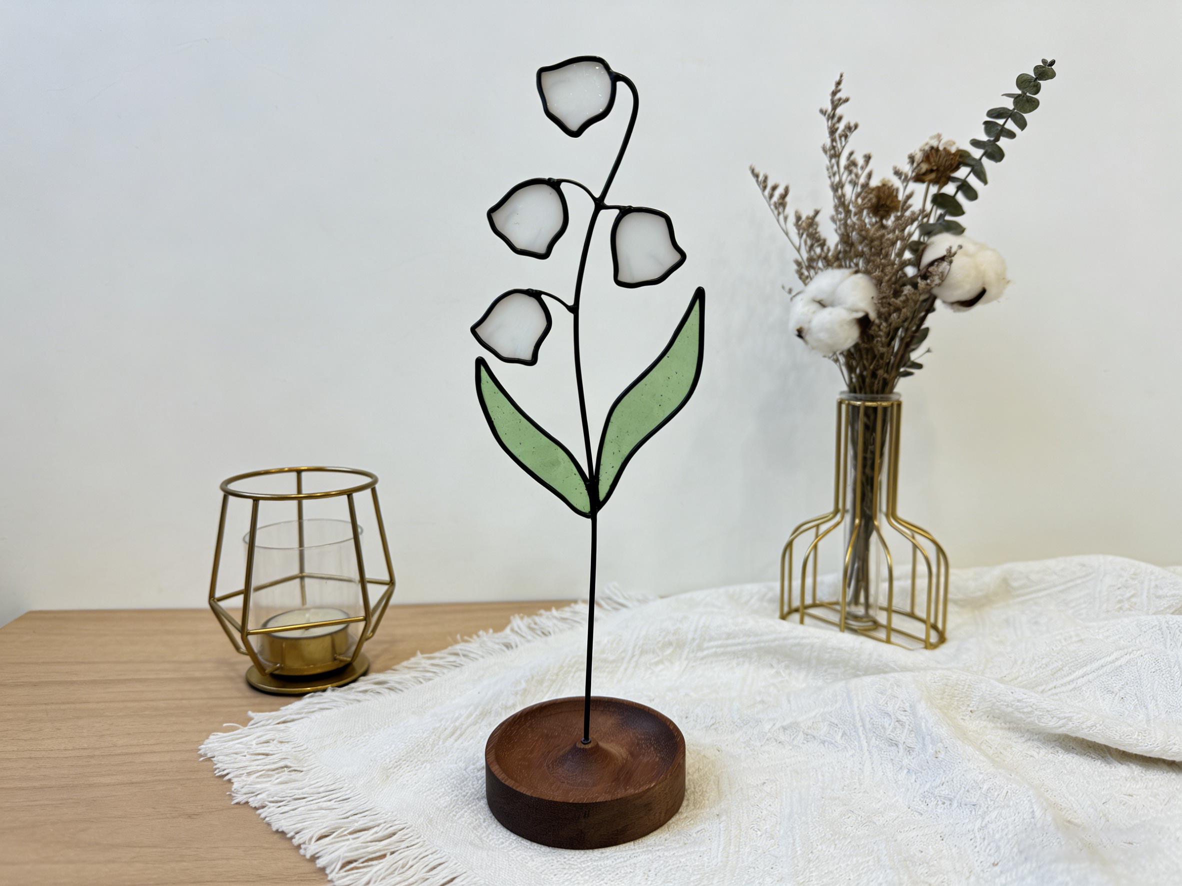 Décoration en verre teinté muguet, à placer sur rebords de fenêtre ou bureaux