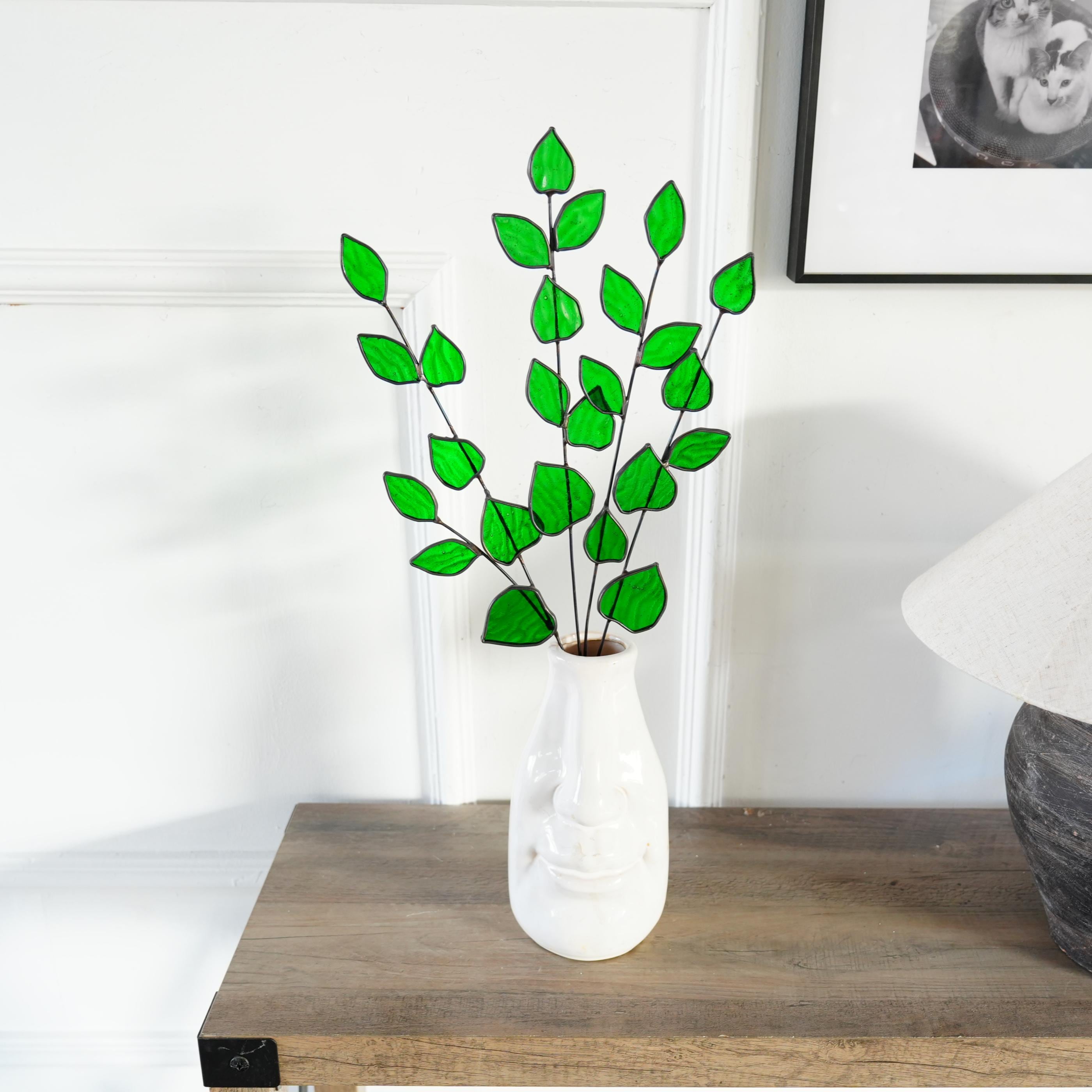 Décoration en vitrail feuille verte, style printanier pour intérieur naturel