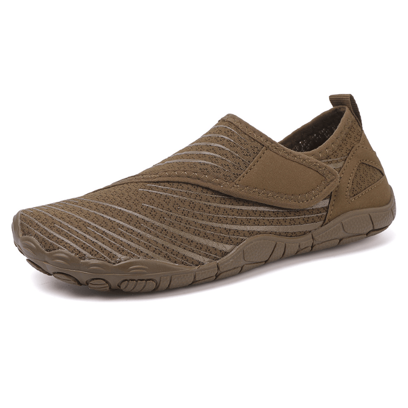 Easy to clean and designed for daily use, Barefoot shoes balance flexibility, structure, and comfort in a simple