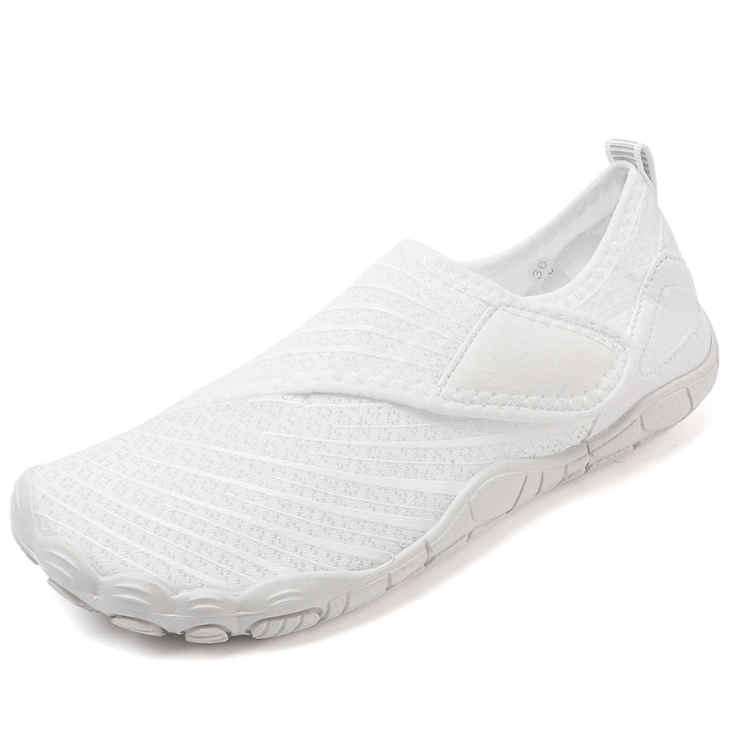 Easy to clean and designed for daily use, Barefoot shoes balance flexibility, structure, and comfort in a simple