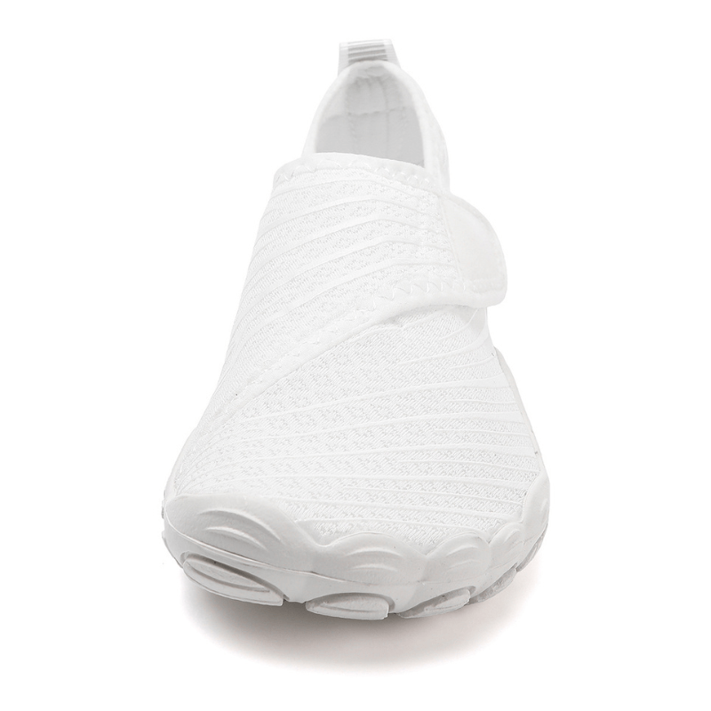 Easy to clean and designed for daily use, Barefoot shoes balance flexibility, structure, and comfort in a simple