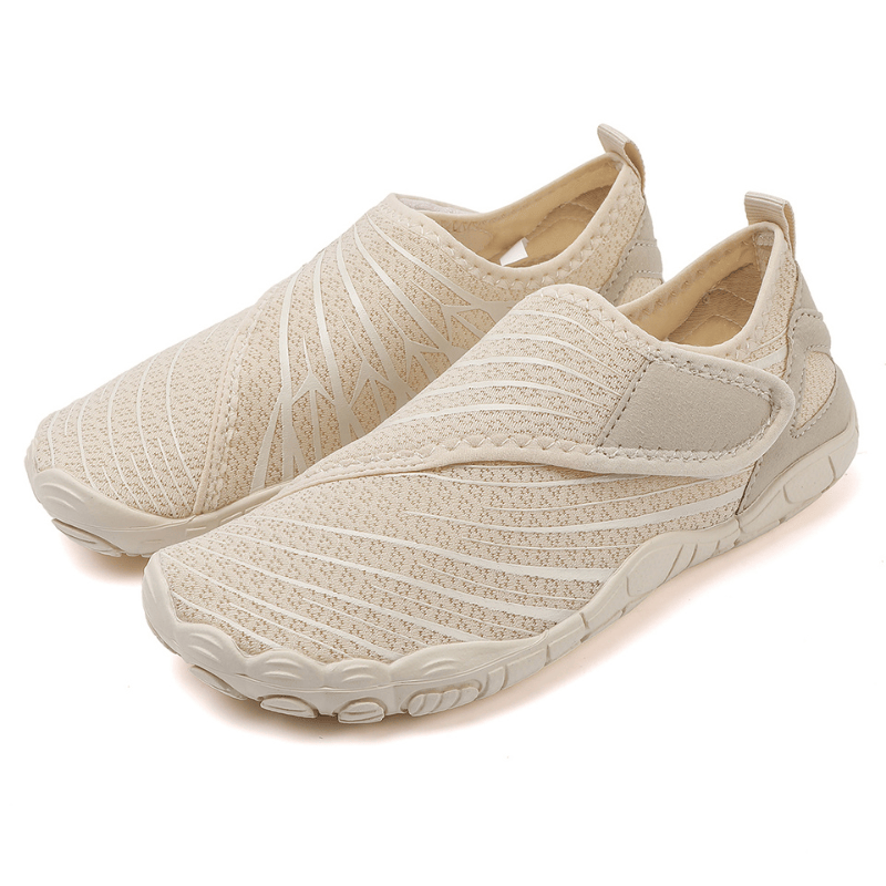 Easy to clean and designed for daily use, Barefoot shoes balance flexibility, structure, and comfort in a simple