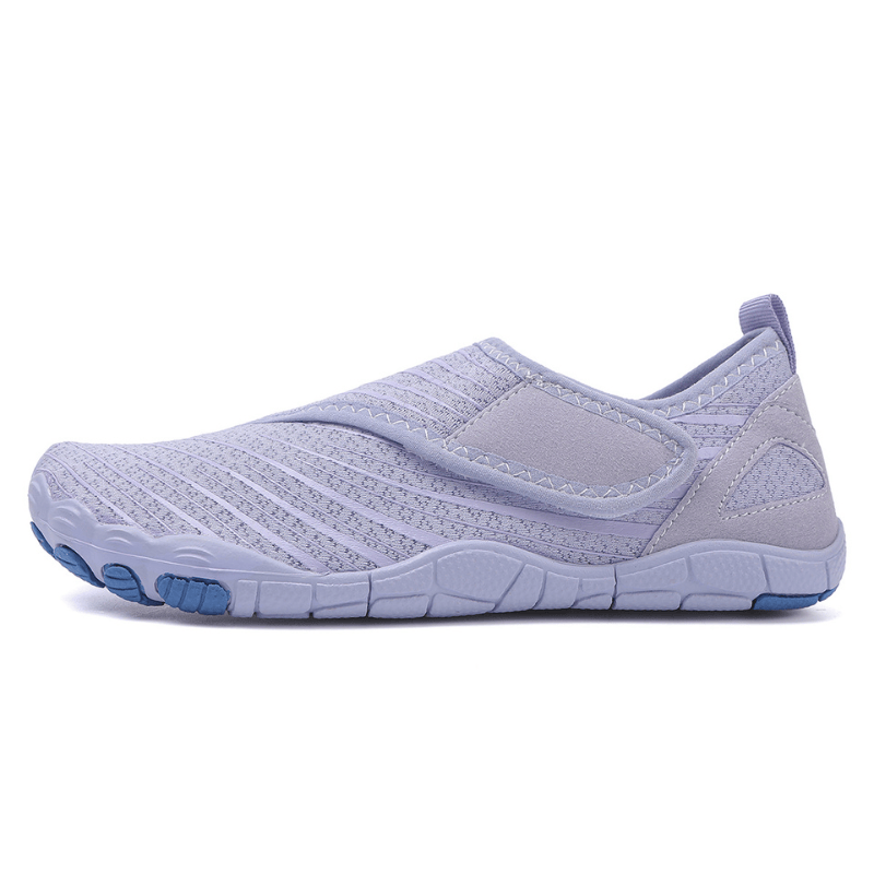 Easy to clean and designed for daily use, Barefoot shoes balance flexibility, structure, and comfort in a simple