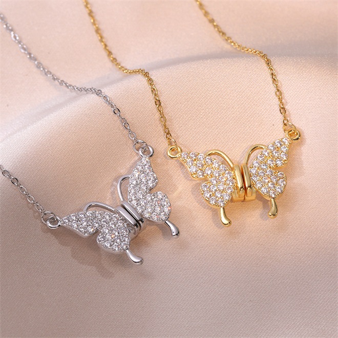 🔥Christmas Pre-sale🎁Magnetic Clasp Butterfly Necklace