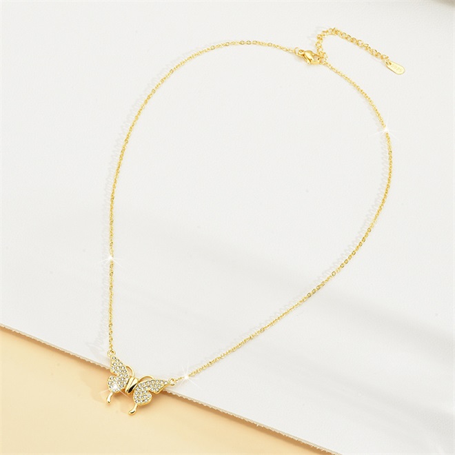 🔥Christmas Pre-sale🎁Magnetic Clasp Butterfly Necklace