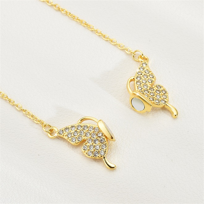 🔥Christmas Pre-sale🎁Magnetic Clasp Butterfly Necklace