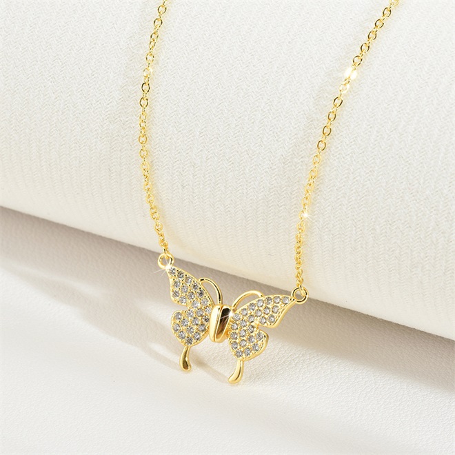 🔥Christmas Pre-sale🎁Magnetic Clasp Butterfly Necklace