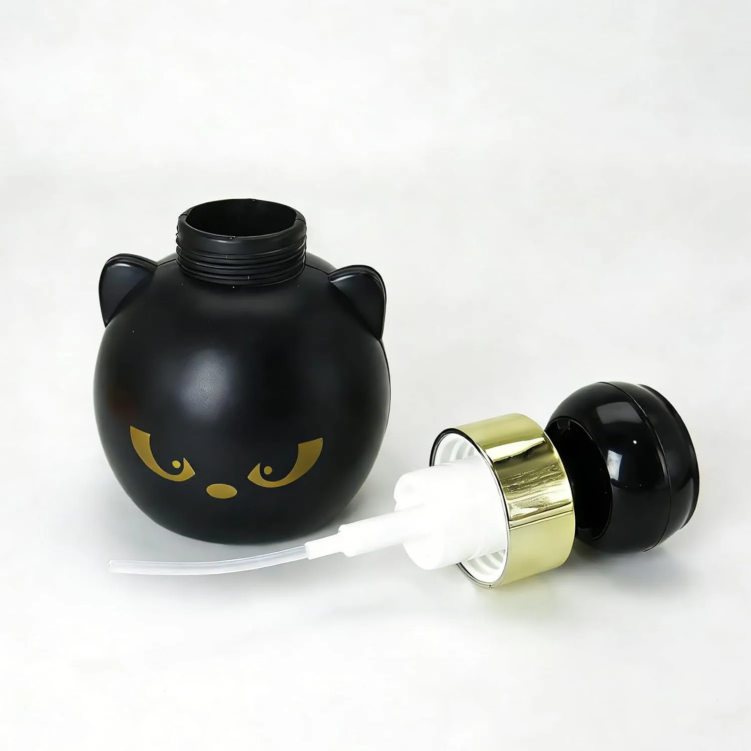 Cat Paw Foam Soap Dispenser – Refillable Black Kitty Pump