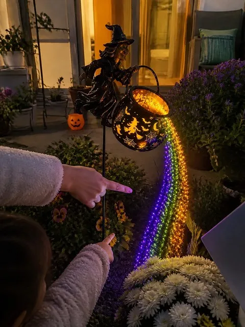 Witch's Cauldron Waterfall Garden Light