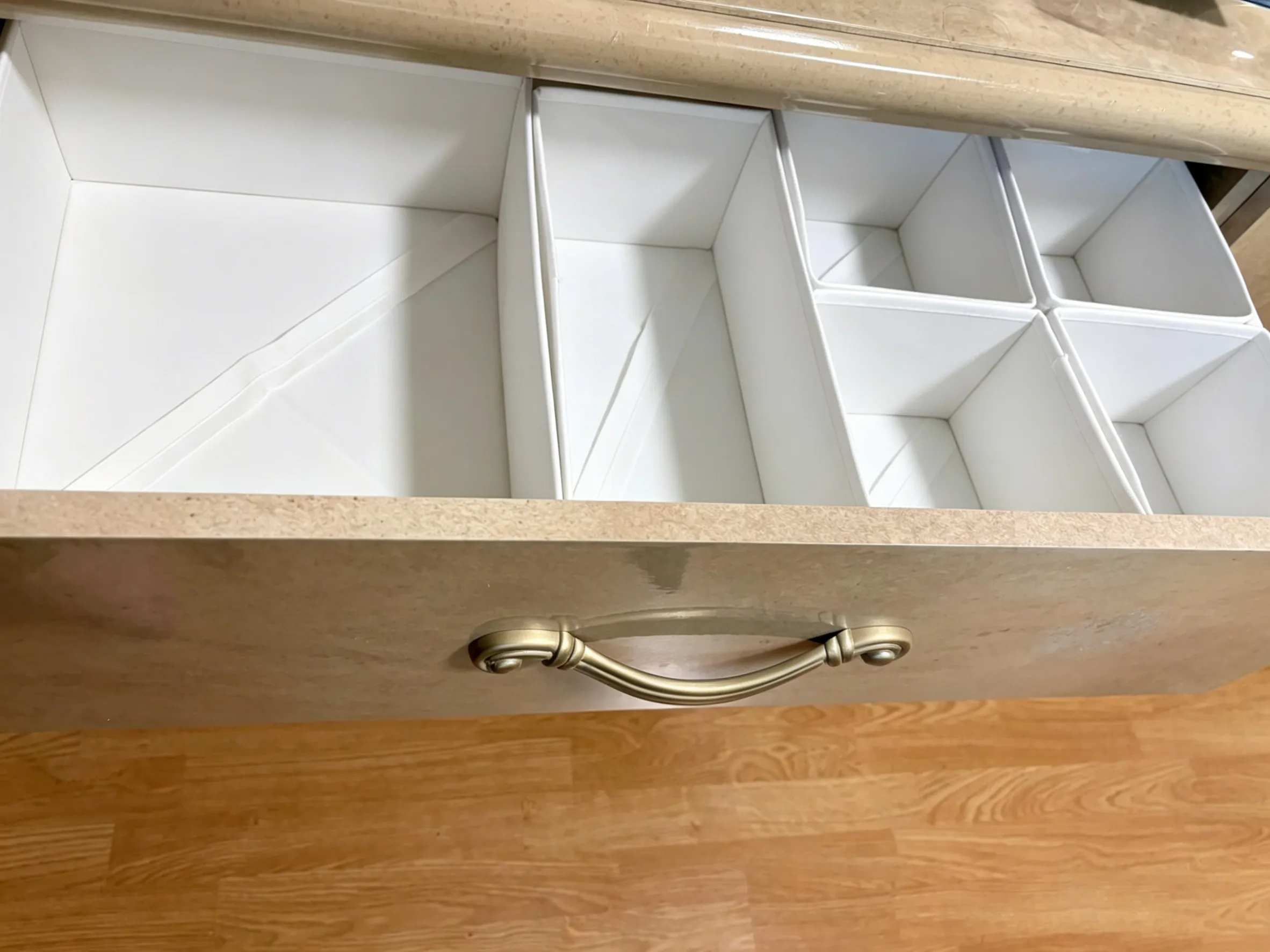 🧺 Foldable Fabric Storage Basket