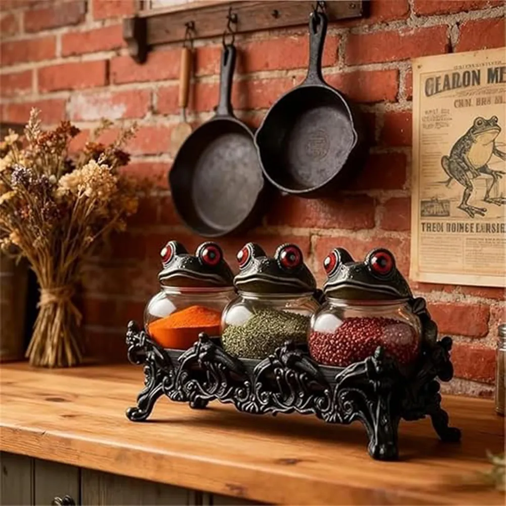 🐸 Gothic Frog Apothecary Spice Jar