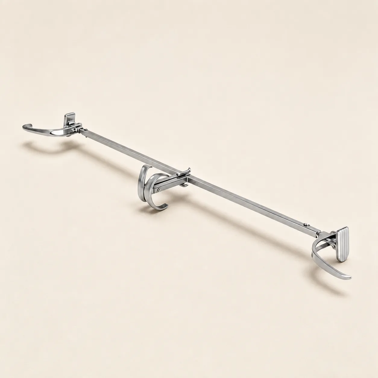 Adjustable Door-Frame Wreath & Garland Hanger Rod