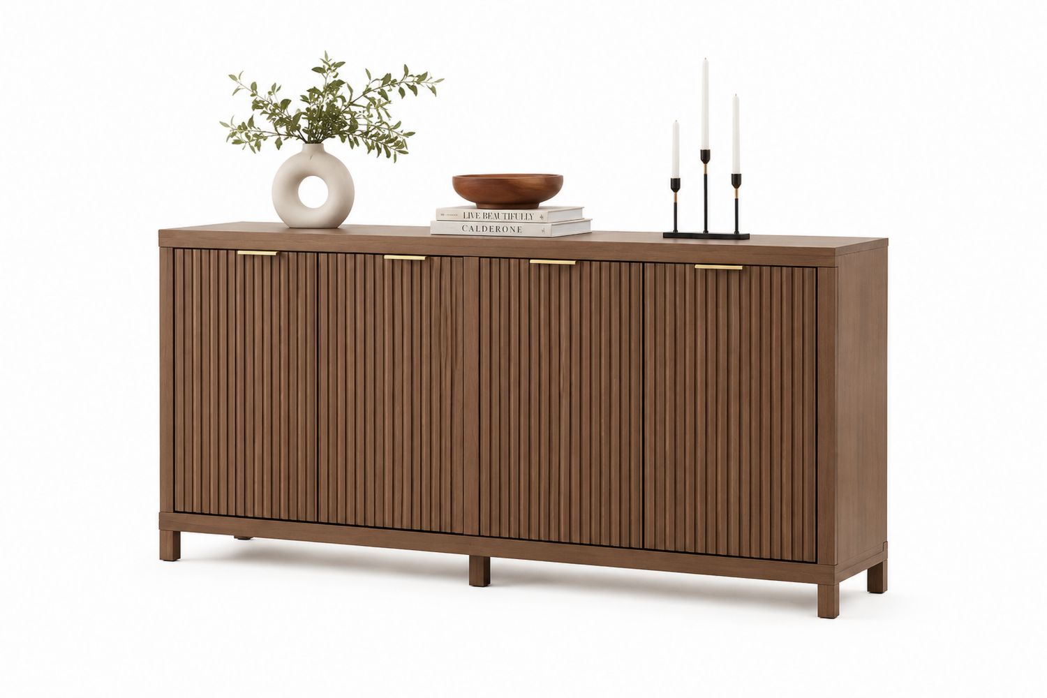 Credenza in legno massello a 4 ante con maniglie in ottone