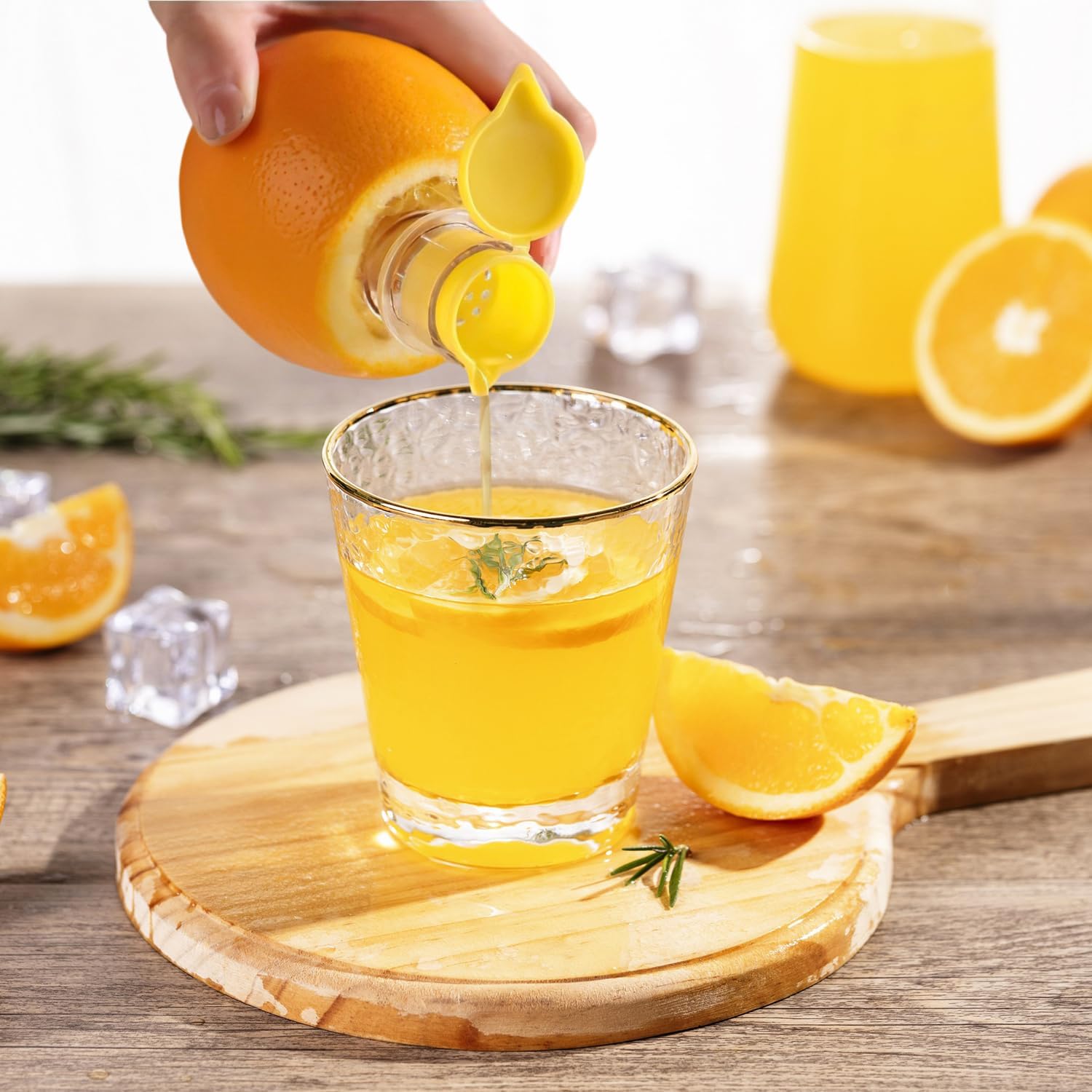 Lemon Mini Squeezer - Your Pocket-Sized Juice Powerhouse
