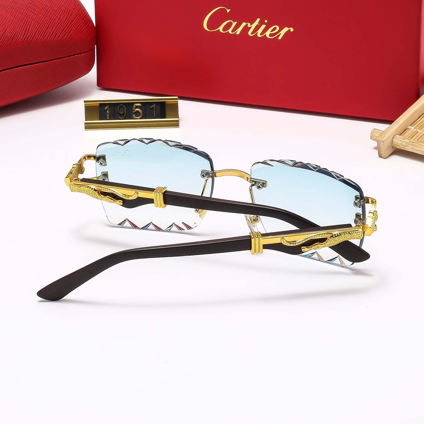 Diamond Cut wooden legs Sunglasses—1951