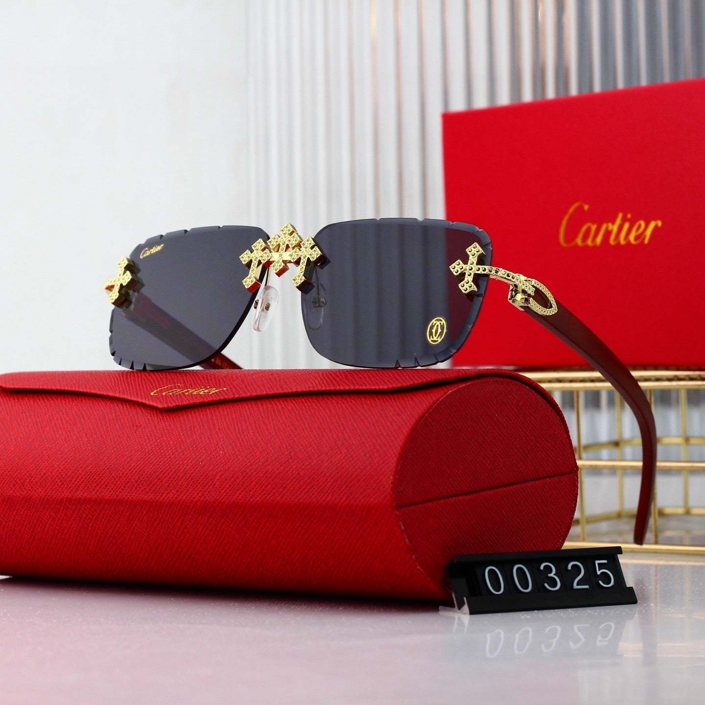 Diamond Cut and Inlaid Wooden Fashion 7 Colors Sunglasses 00325