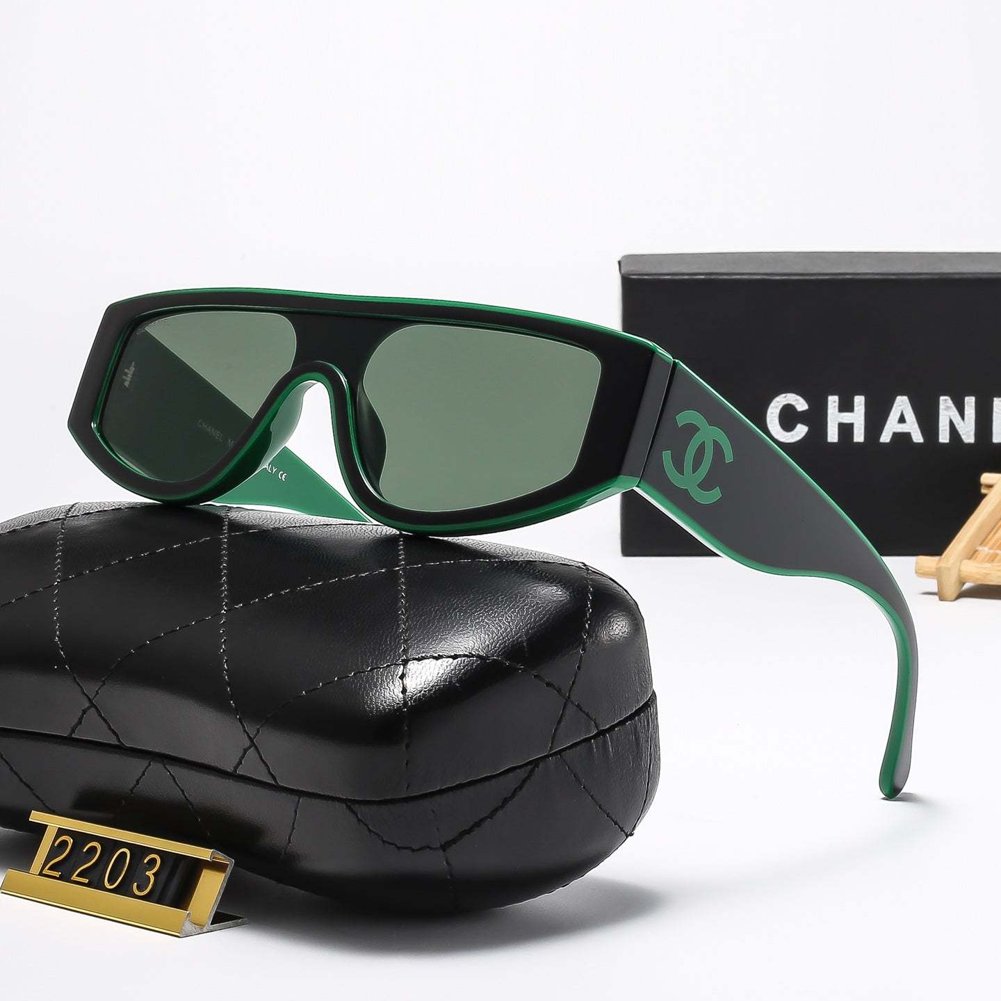 Matching color personality cat-eye sunglasses 2203