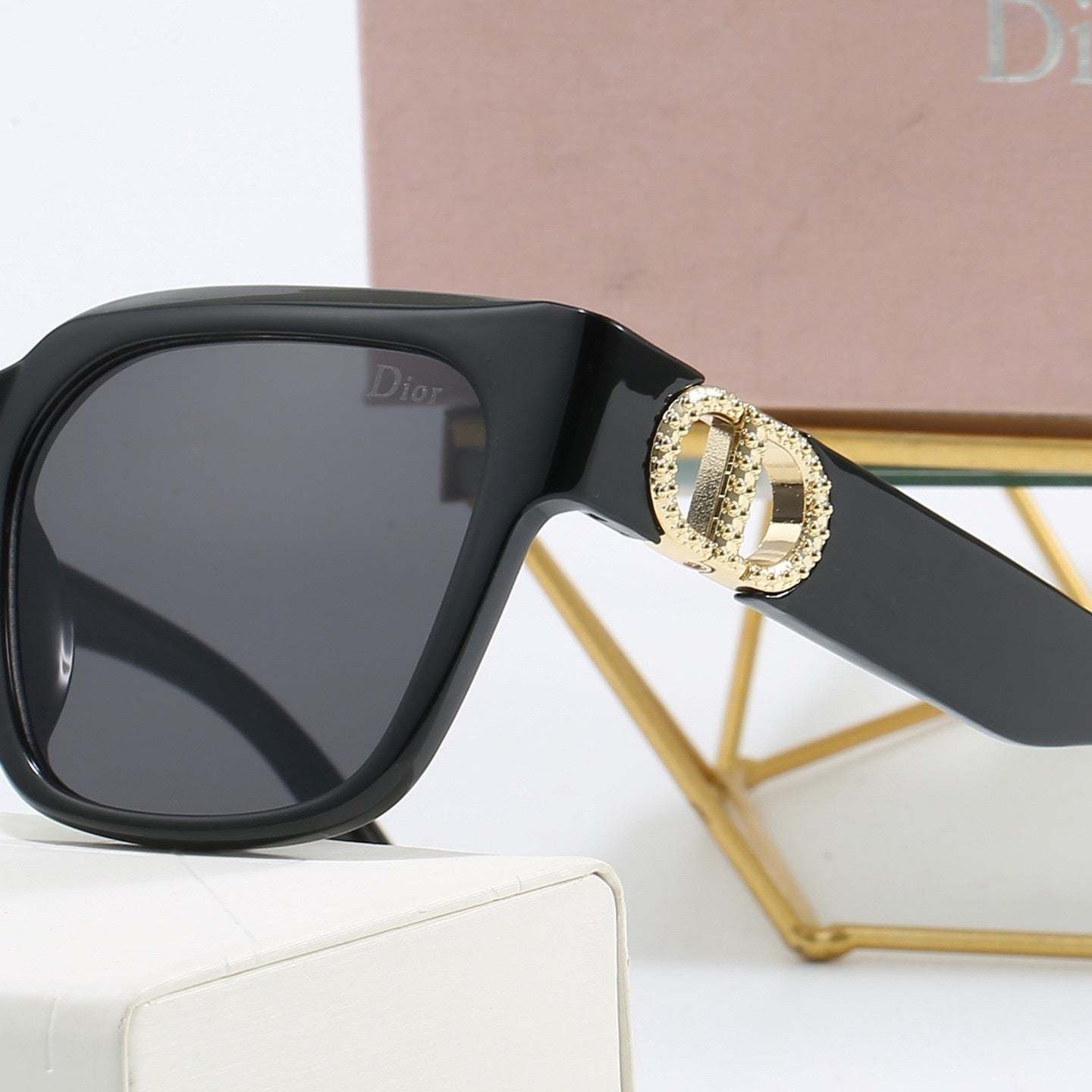 4 Colors Fashion Sunglasses—4314