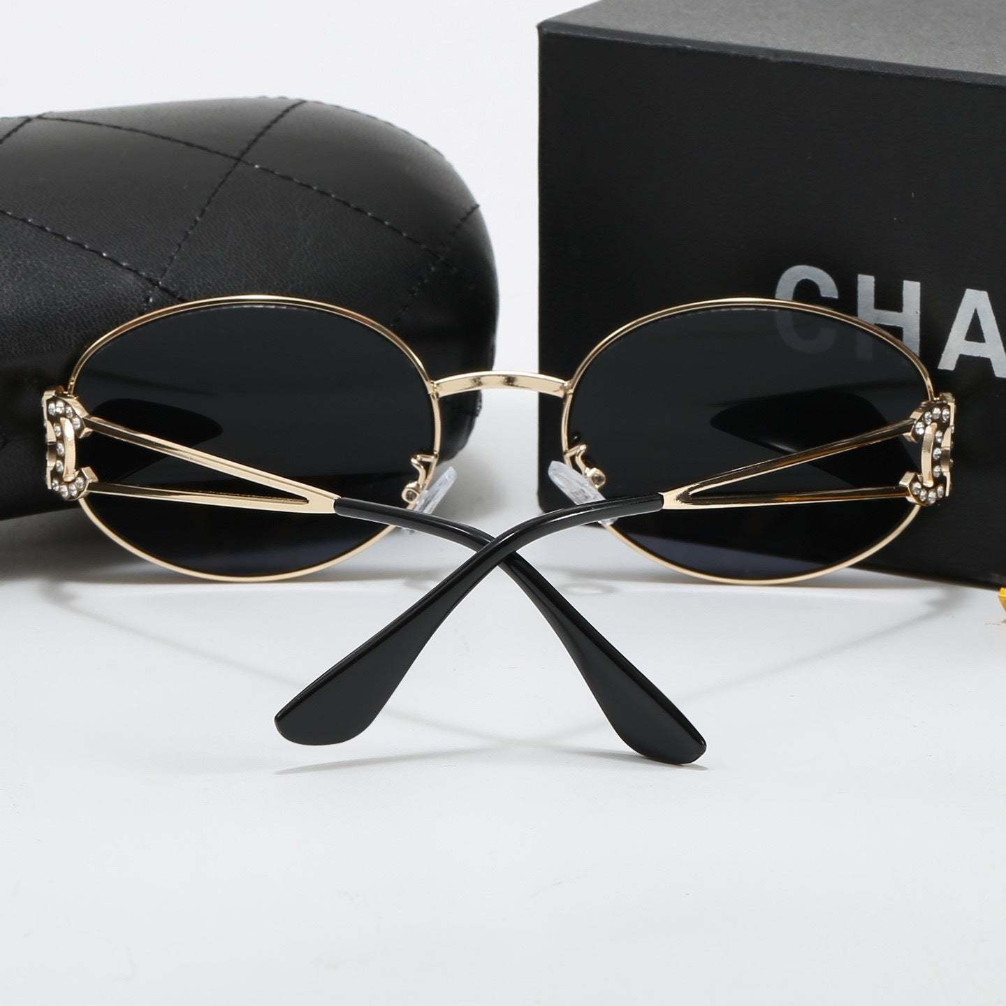Diamond Round 5 Colors Fashion Sunglasses—4058