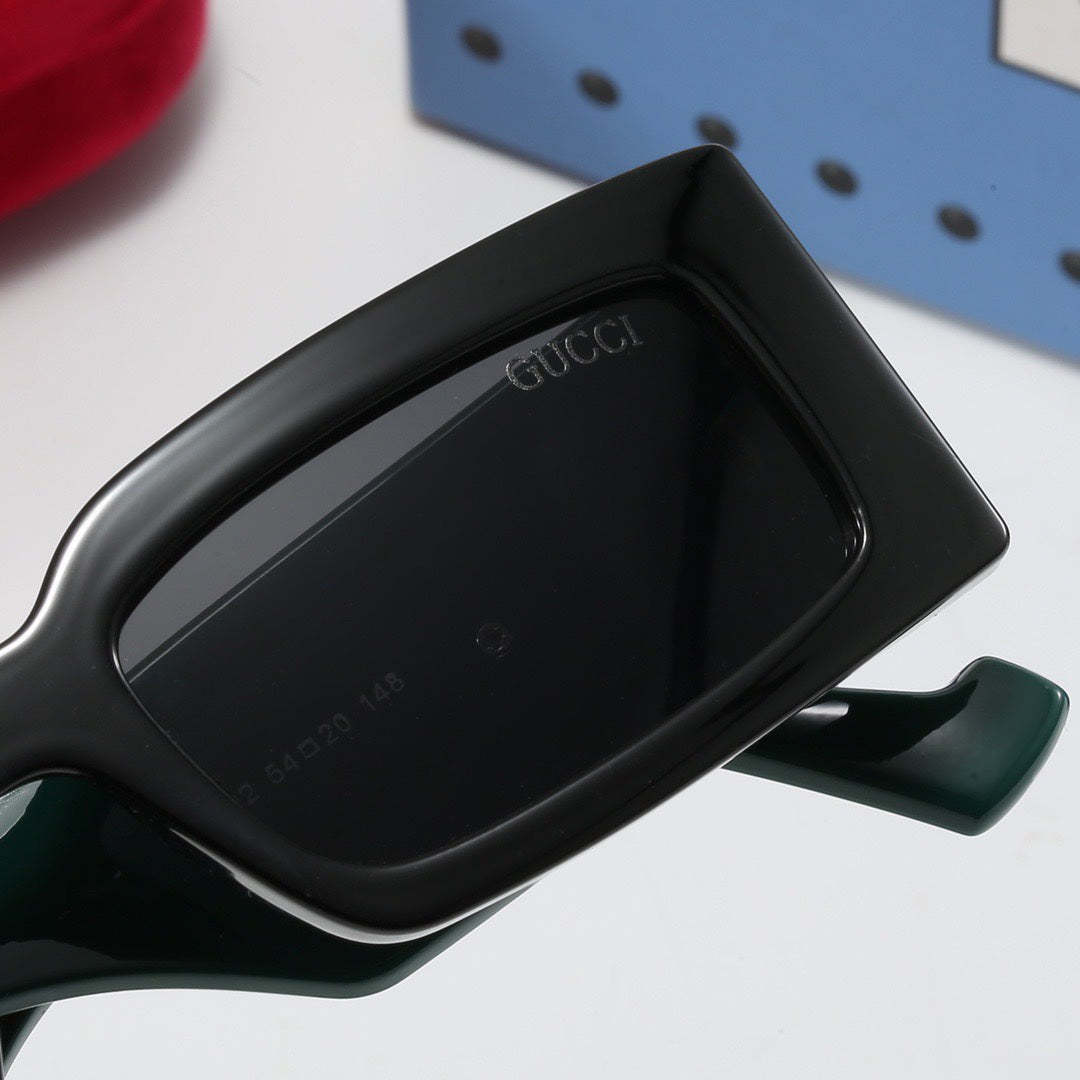Rectangular Sunglasses 3834