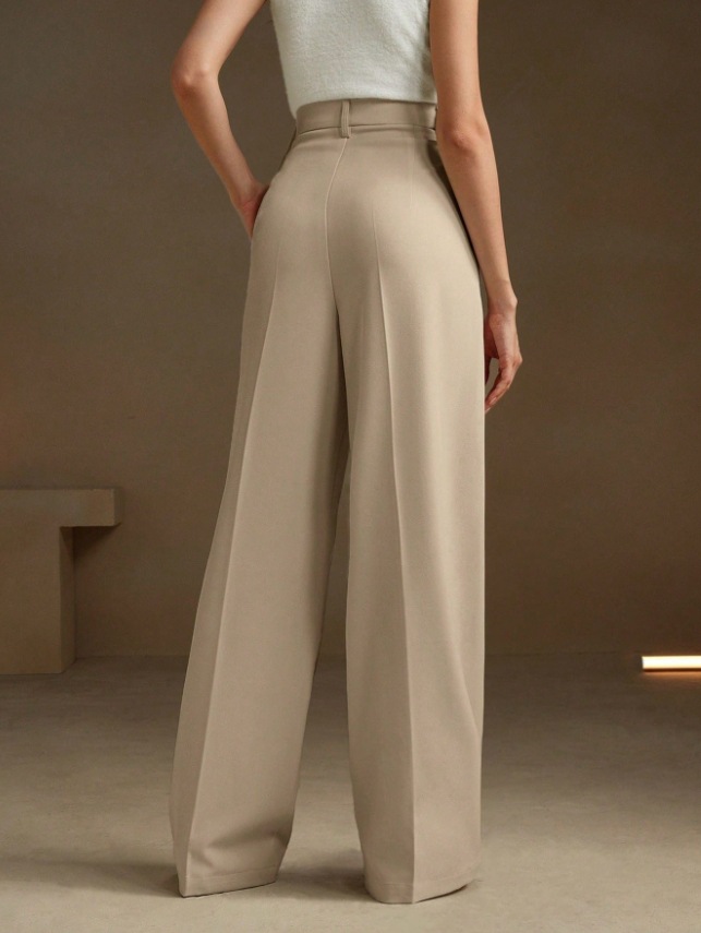 High-Waist Straight Leg Trousers with Flowing Fabric - Commuter White