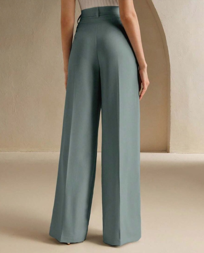 High-Waist Straight Leg Trousers with Flowing Fabric - Commuter White