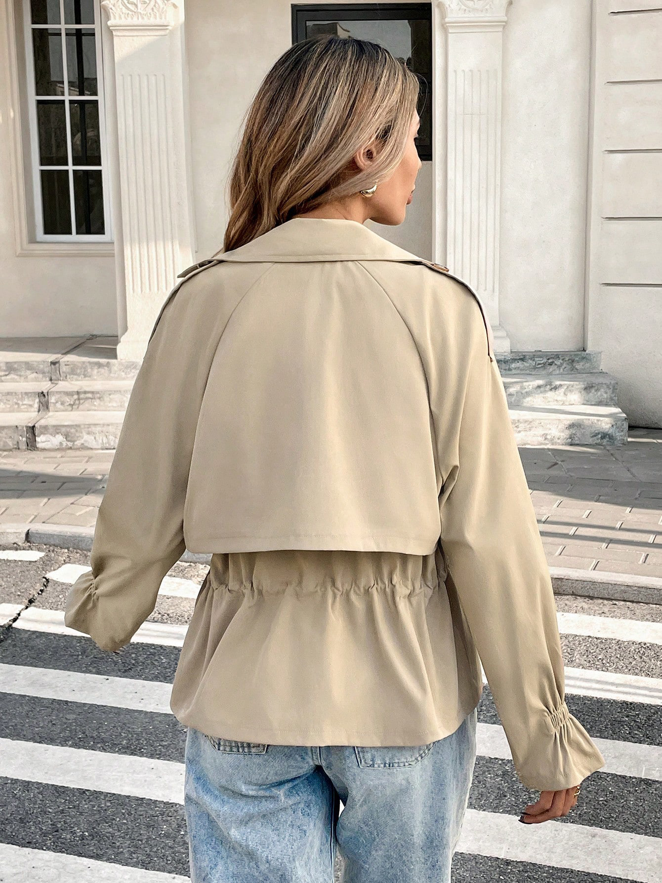 Lapel Collar Waist-Cinching Drawstring Slimming Short Trench Coat