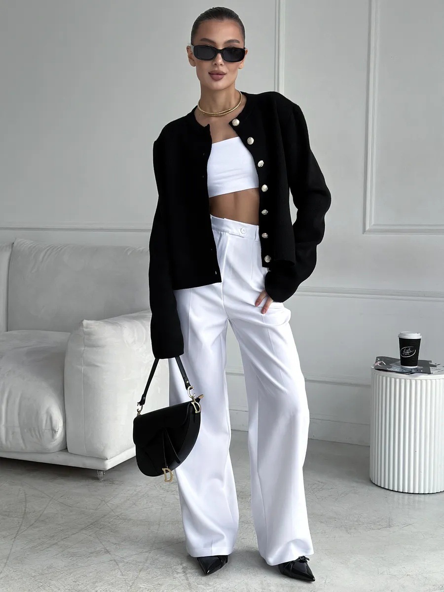 British Style Single-Breasted Round Neck Long Sleeve Knit Short Jacket