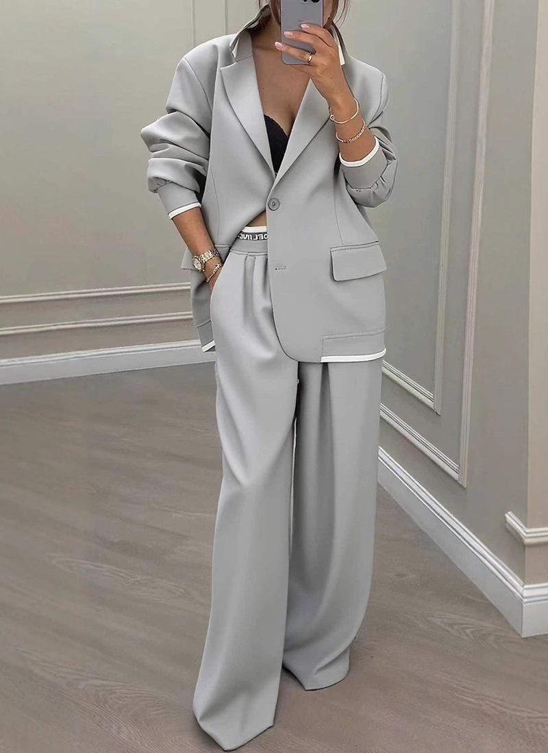 Elegant long-sleeve blazer and wide-leg pants suit set
