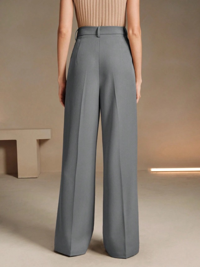 High-Waist Straight Leg Trousers with Flowing Fabric - Commuter White