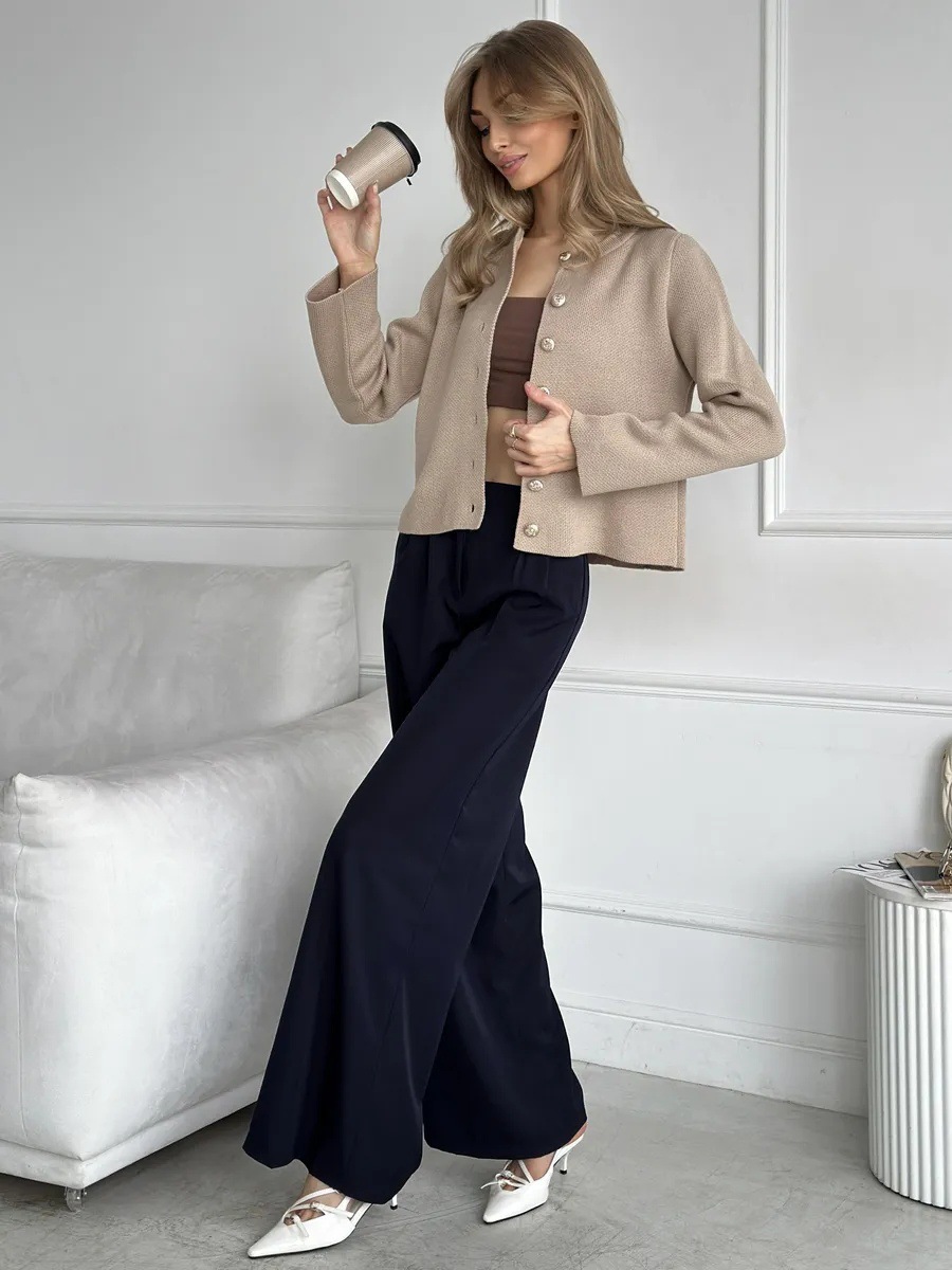 British Style Single-Breasted Round Neck Long Sleeve Knit Short Jacket