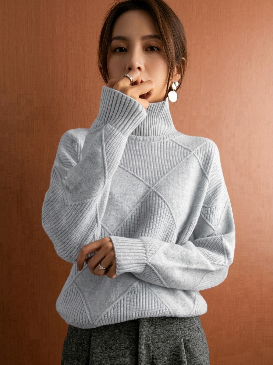 Trendy diamond-pattern smooth solid-color pullover sweater