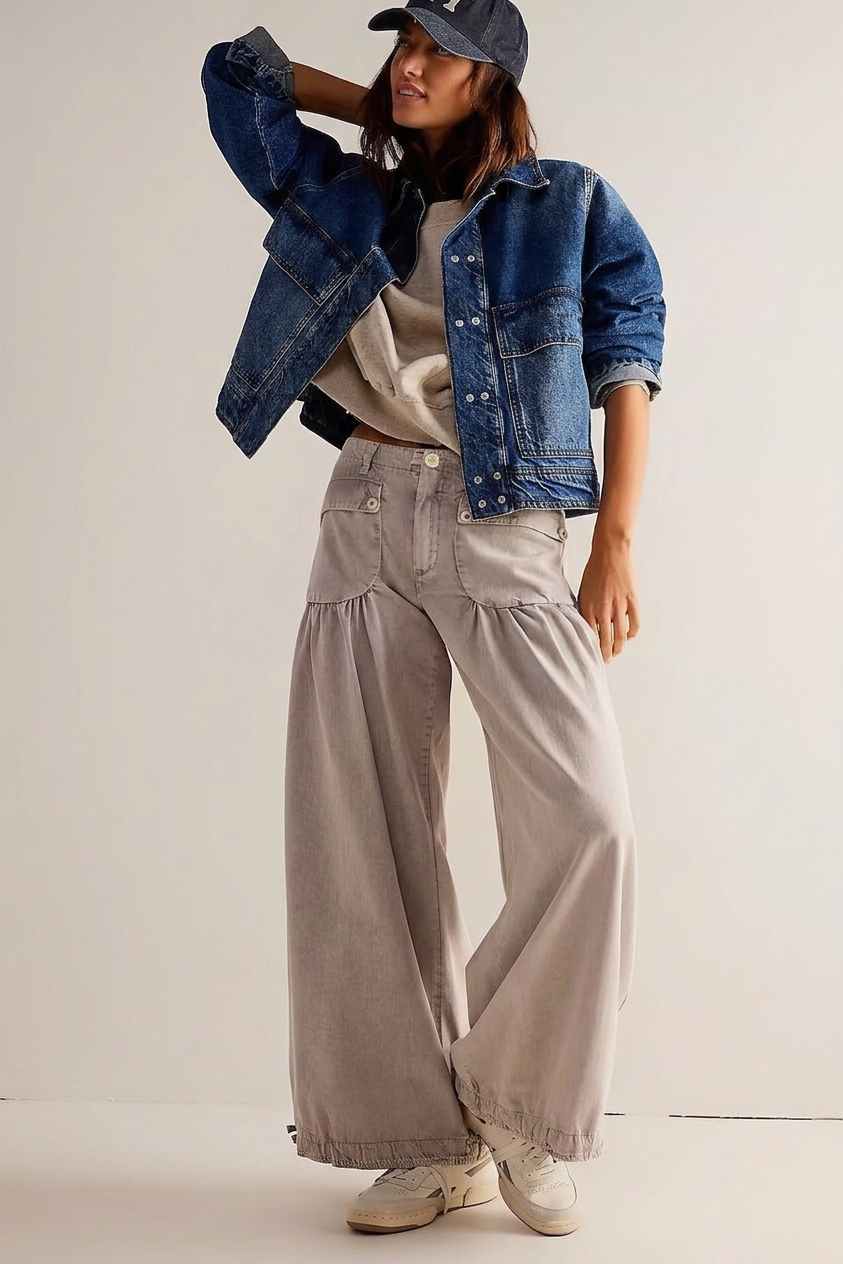 Loose Retro Jeans - Mid-Rise, Tapered Leg, Non-Stretch - reinya