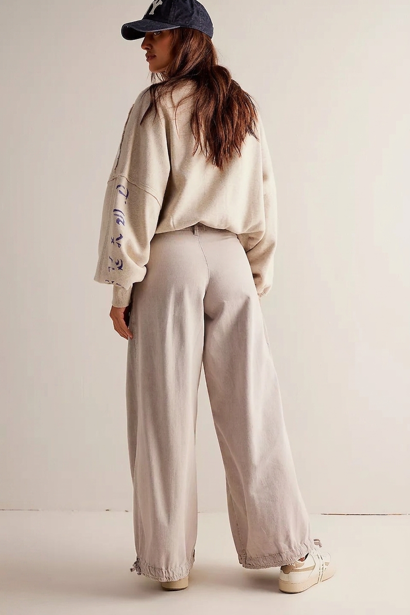 Loose Retro Jeans - Mid-Rise, Tapered Leg, Non-Stretch - reinya