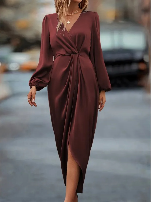 Elegant cross-neck pleated slit puff-sleeve dress with irregular hem