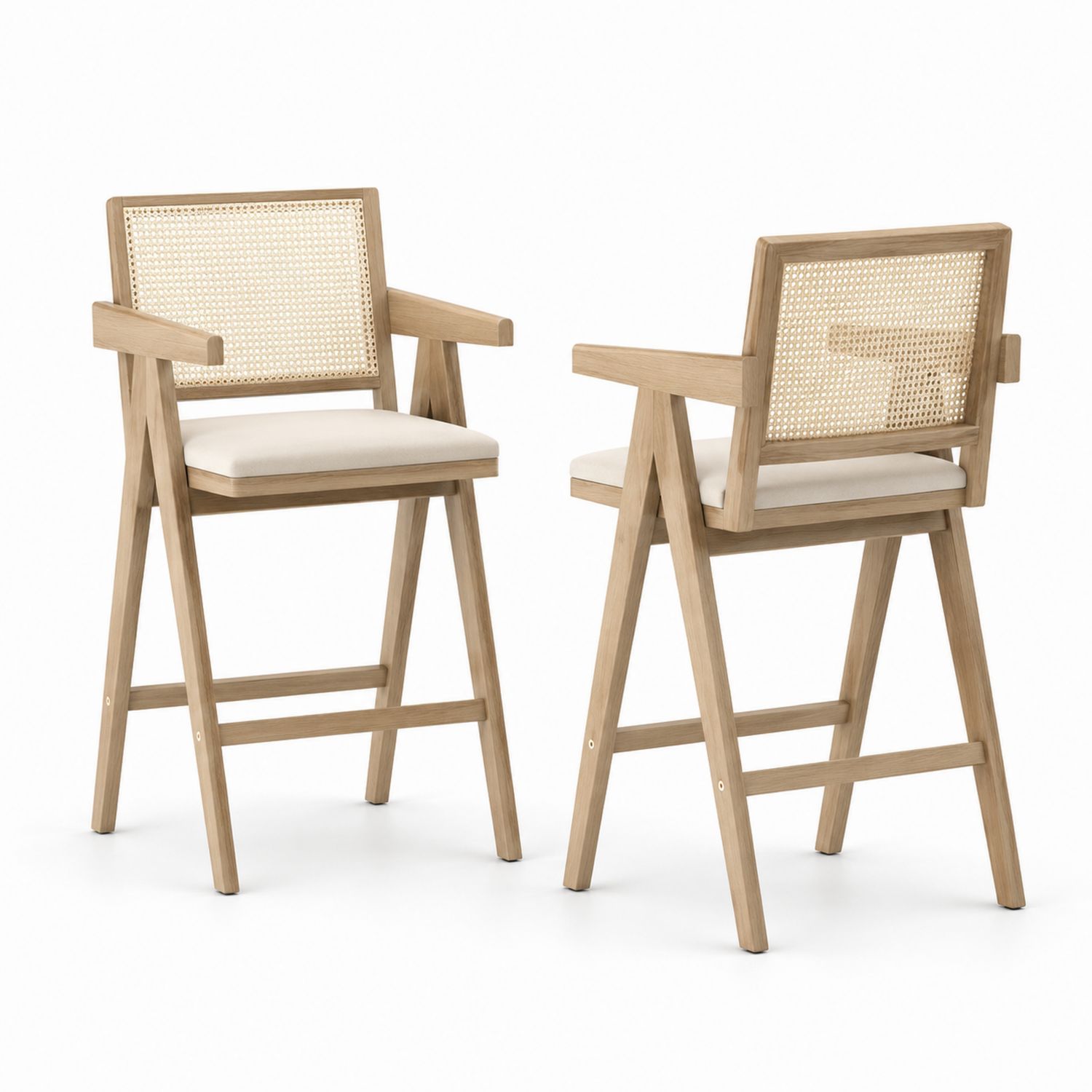 Taburetes de madera con respaldo de ratán y cojín beige, set de 2-Omnilevar