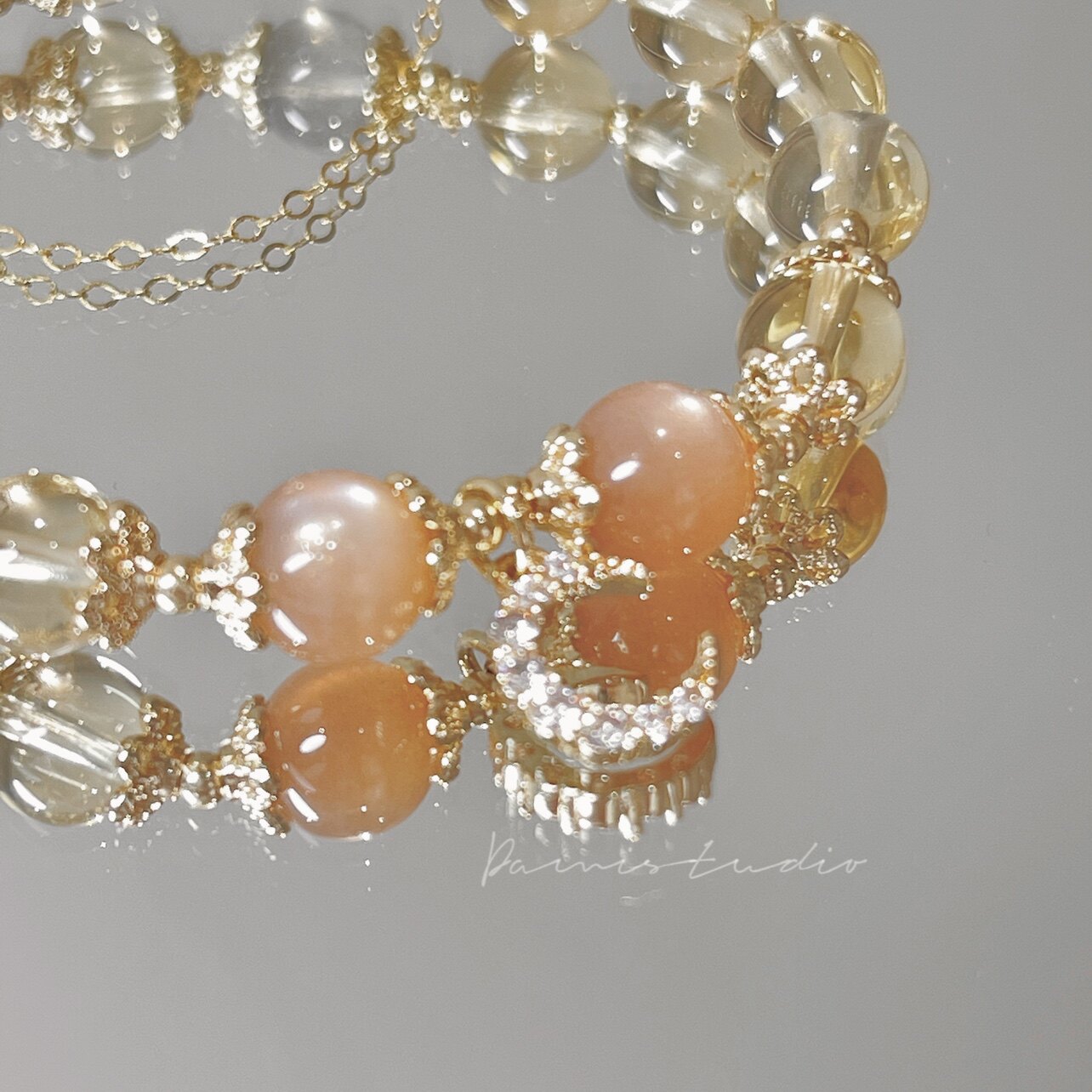 Brățară cu cristale de lună, un accesoriu unic și sofisticat perfect pentru cei mai buni prieteni, un cadou special pentru persoana specială.-Maria Jewelry
