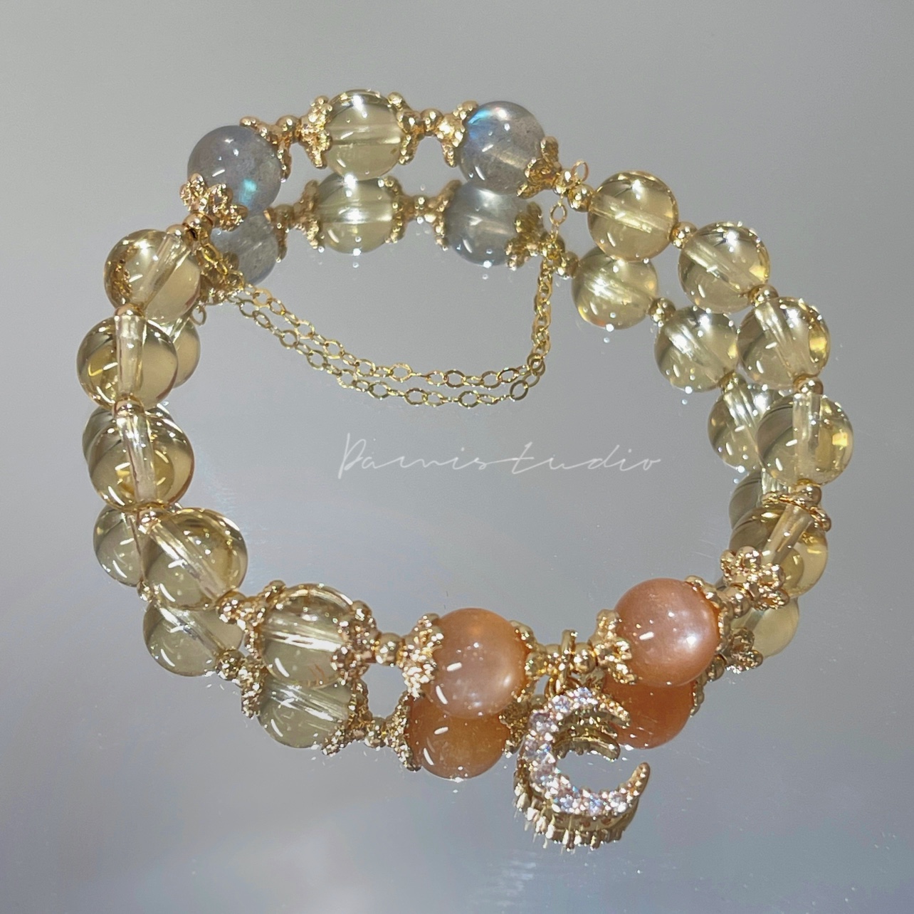 Brățară cu cristale de lună, un accesoriu unic și sofisticat perfect pentru cei mai buni prieteni, un cadou special pentru persoana specială.-Maria Jewelry